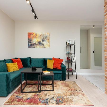 Apartments City Center Ochota By Noclegi Renters Warszawa Eksteriør billede