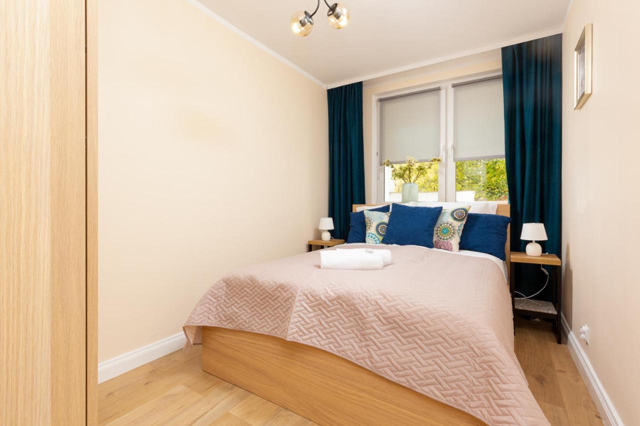 Apartments City Center Ochota By Noclegi Renters Warszawa Eksteriør billede